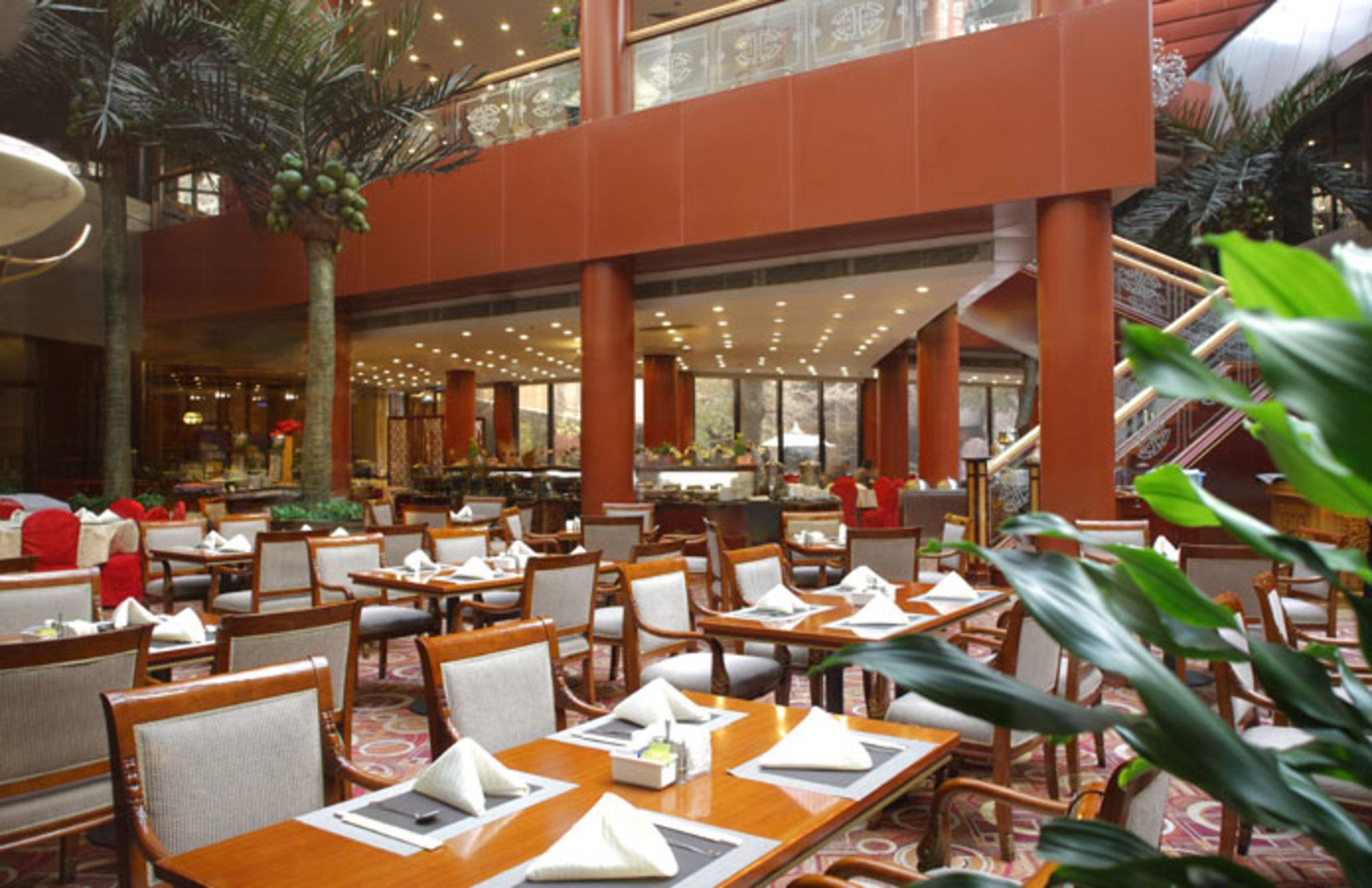 Capital Hotel Beijing Bagian luar foto