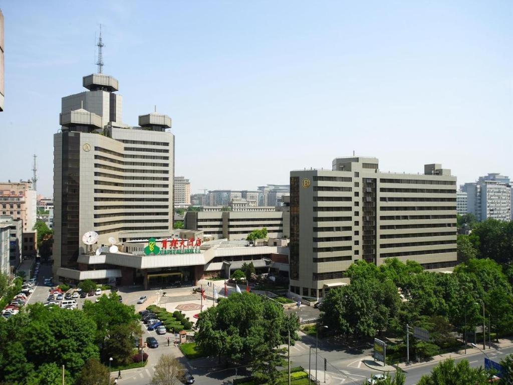 Capital Hotel Beijing Bagian luar foto