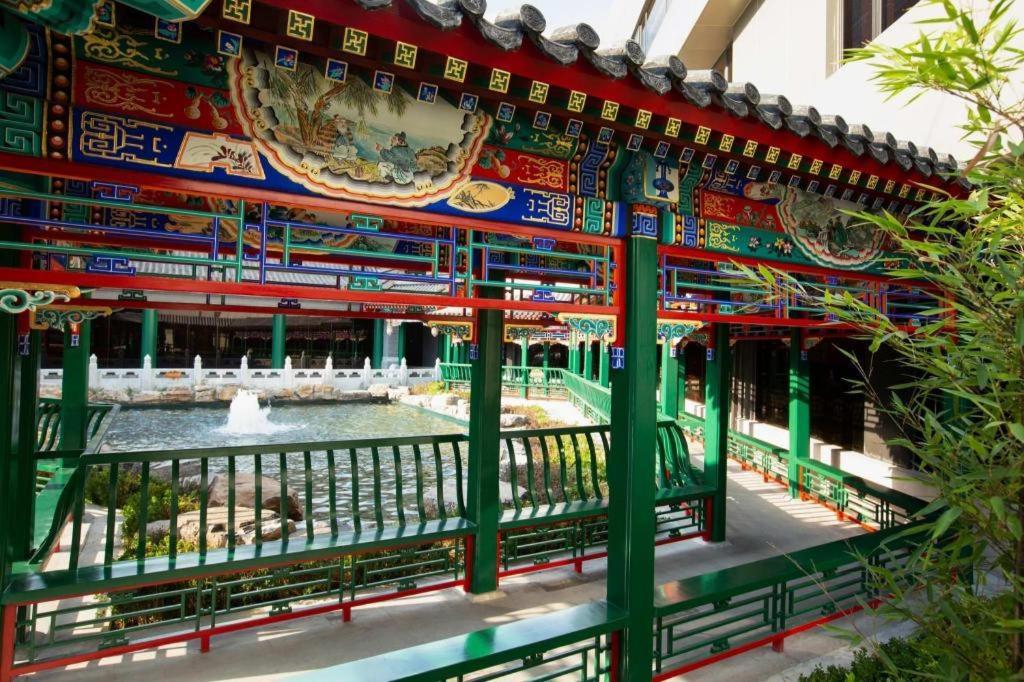 Capital Hotel Beijing Bagian luar foto