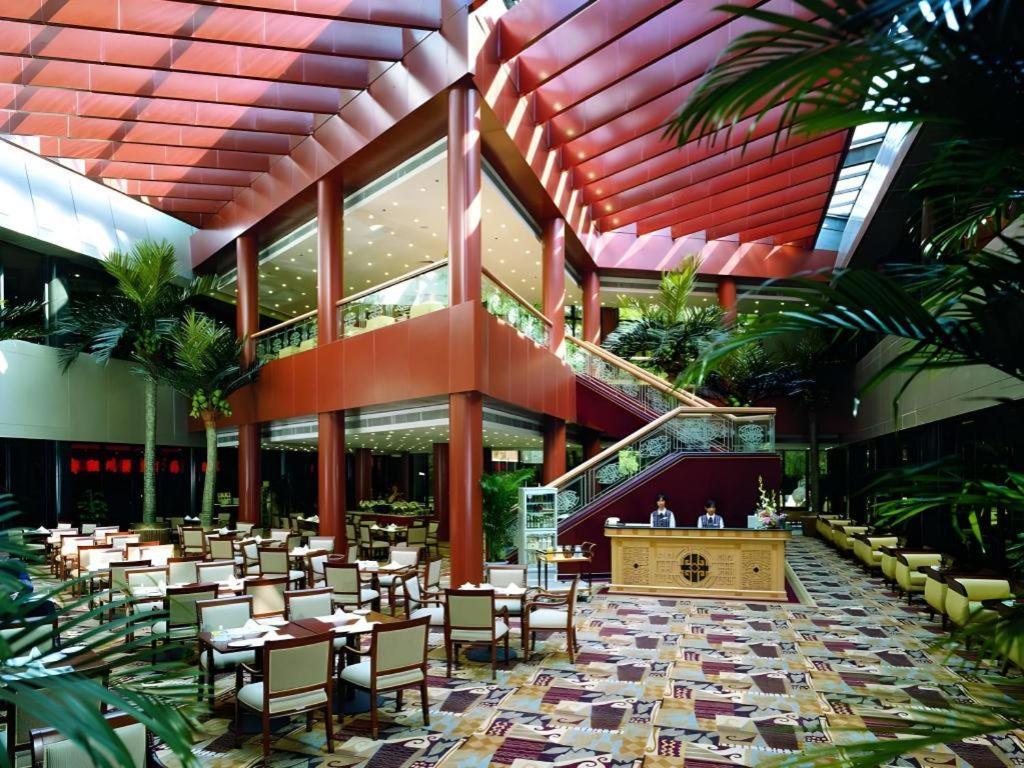 Capital Hotel Beijing Bagian luar foto