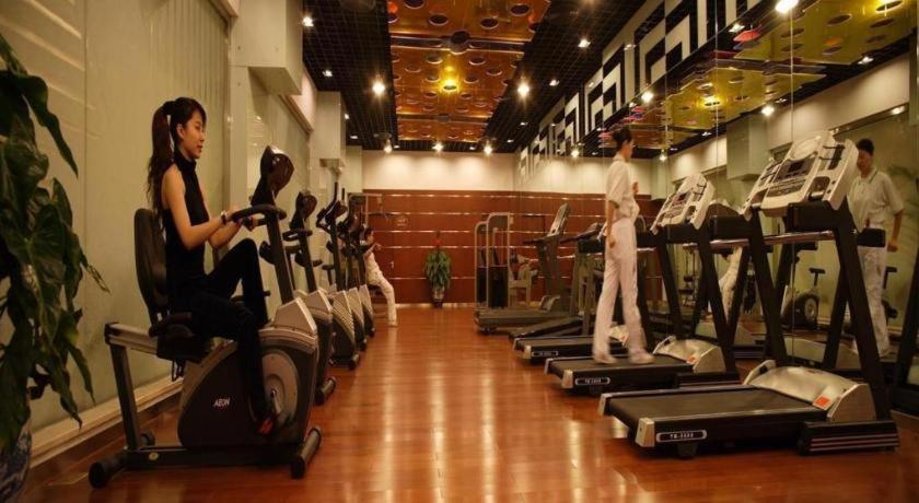 Capital Hotel Beijing Bagian luar foto